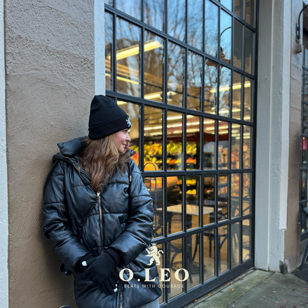 O.Leo Beanie with gloves