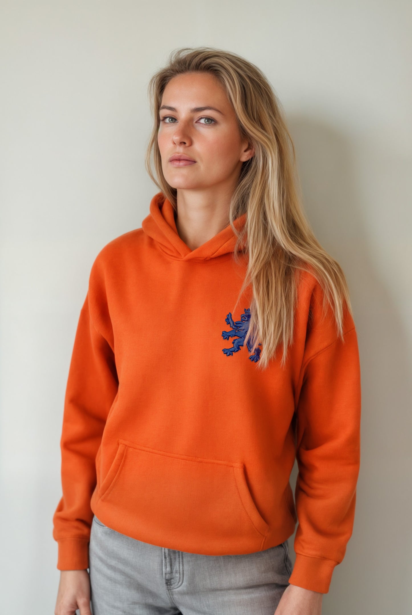 O.Leo Hoodie Oranje (Blauwe Leeuw)