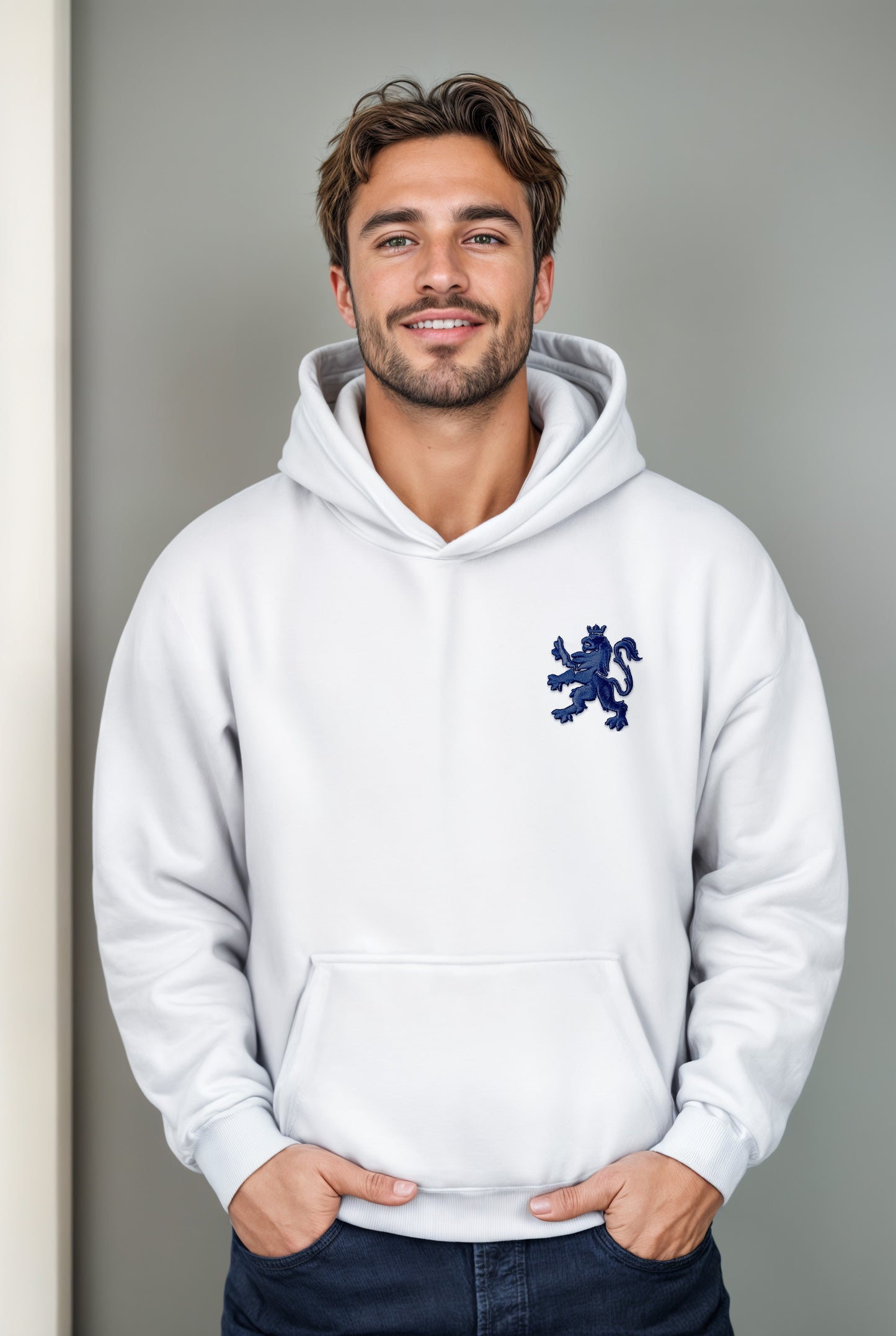 O.Leo Hoodie Wit (Blauwe Leeuw)
